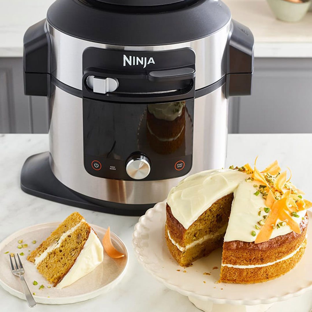 Make a cake in the Ninja OL750UK multi cooker