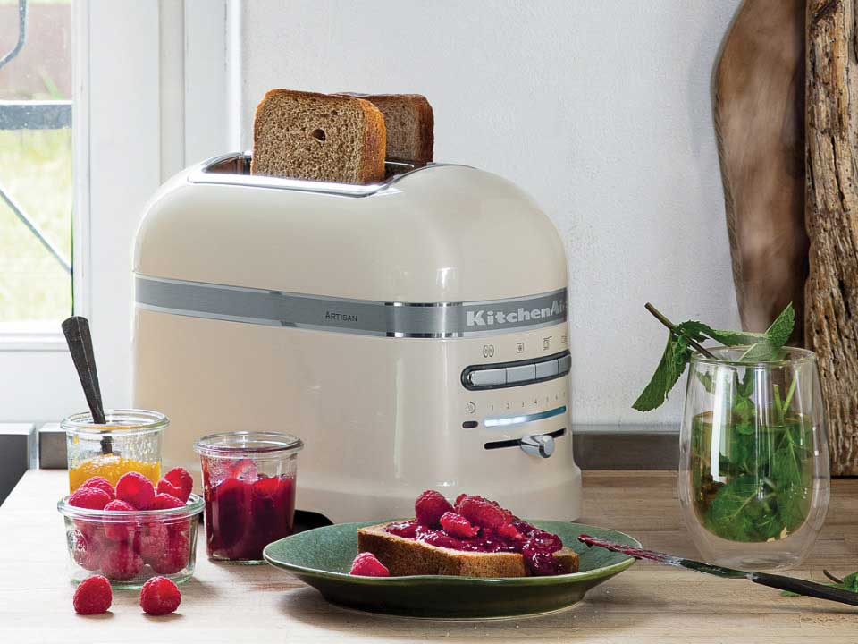 KitchenAid 5KMT2204 Artisan 2 Slice Toaster