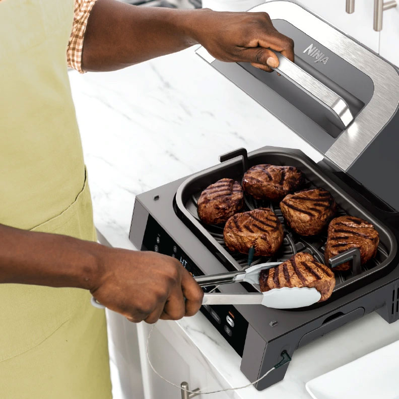 Ninja Foodi Smart XL 6-in-1 Indoor Grill & Air Fryer DG551UK at Gerald Giles