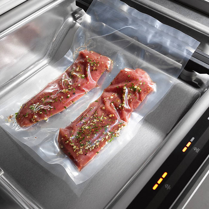 Miele EVS6114 PureLine 14cm Sous Vide Drawer For Food With Thick Steel