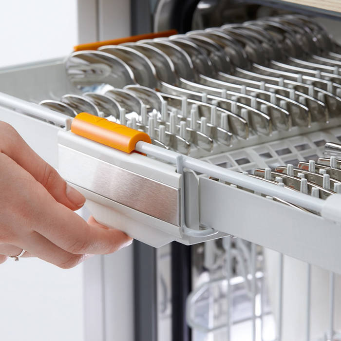 Miele G6620SCICLST SemiIntegrated Dishwasher With Auto Open Drying