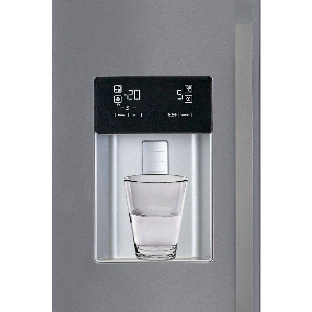 Blomberg KFD4952XD American Style Four Door Fridge Freezer Gerald Giles