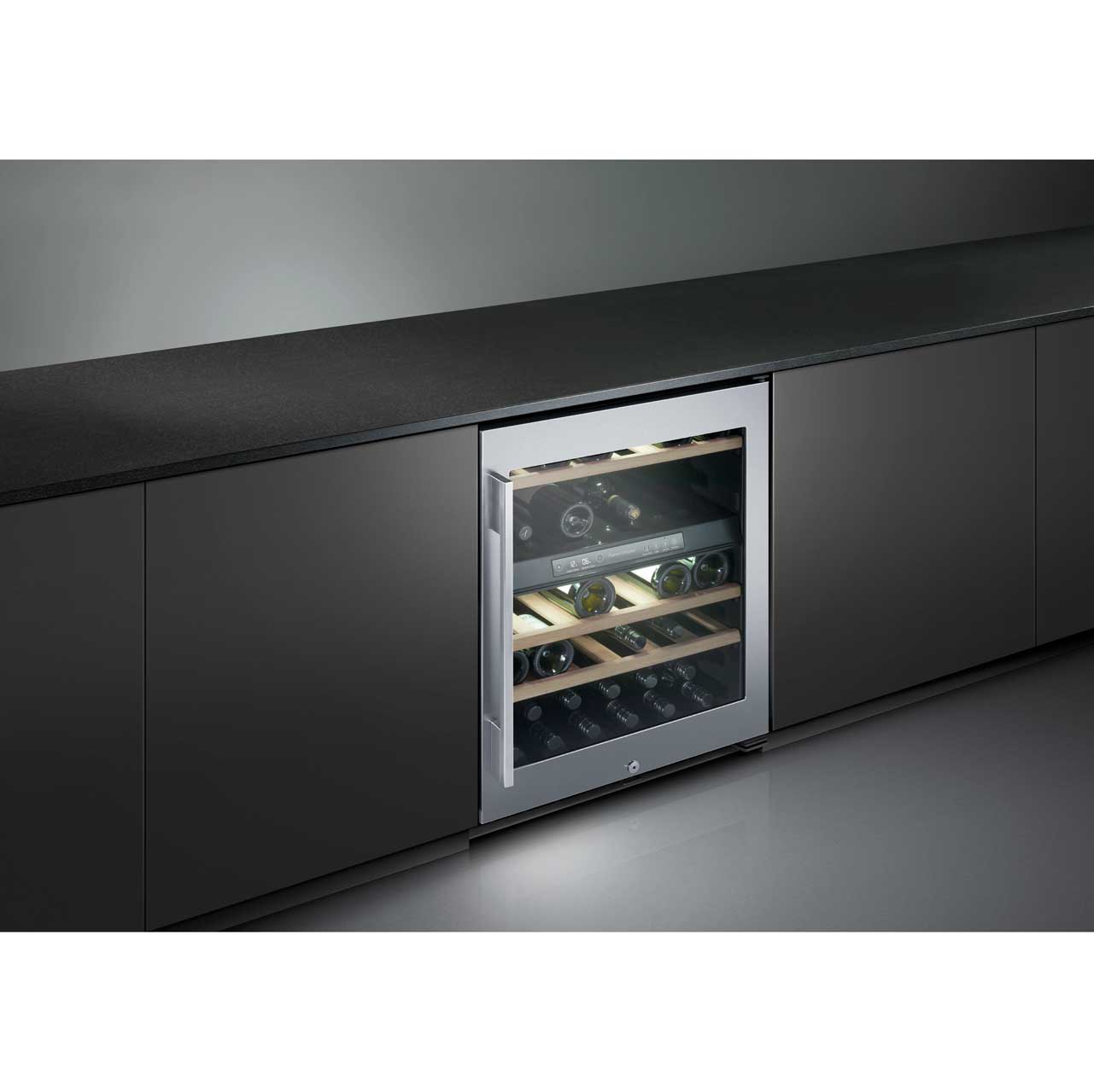 Fisher & Paykel RS60RDWX1 38 Bottle Dual Zone Wine Gerald Giles