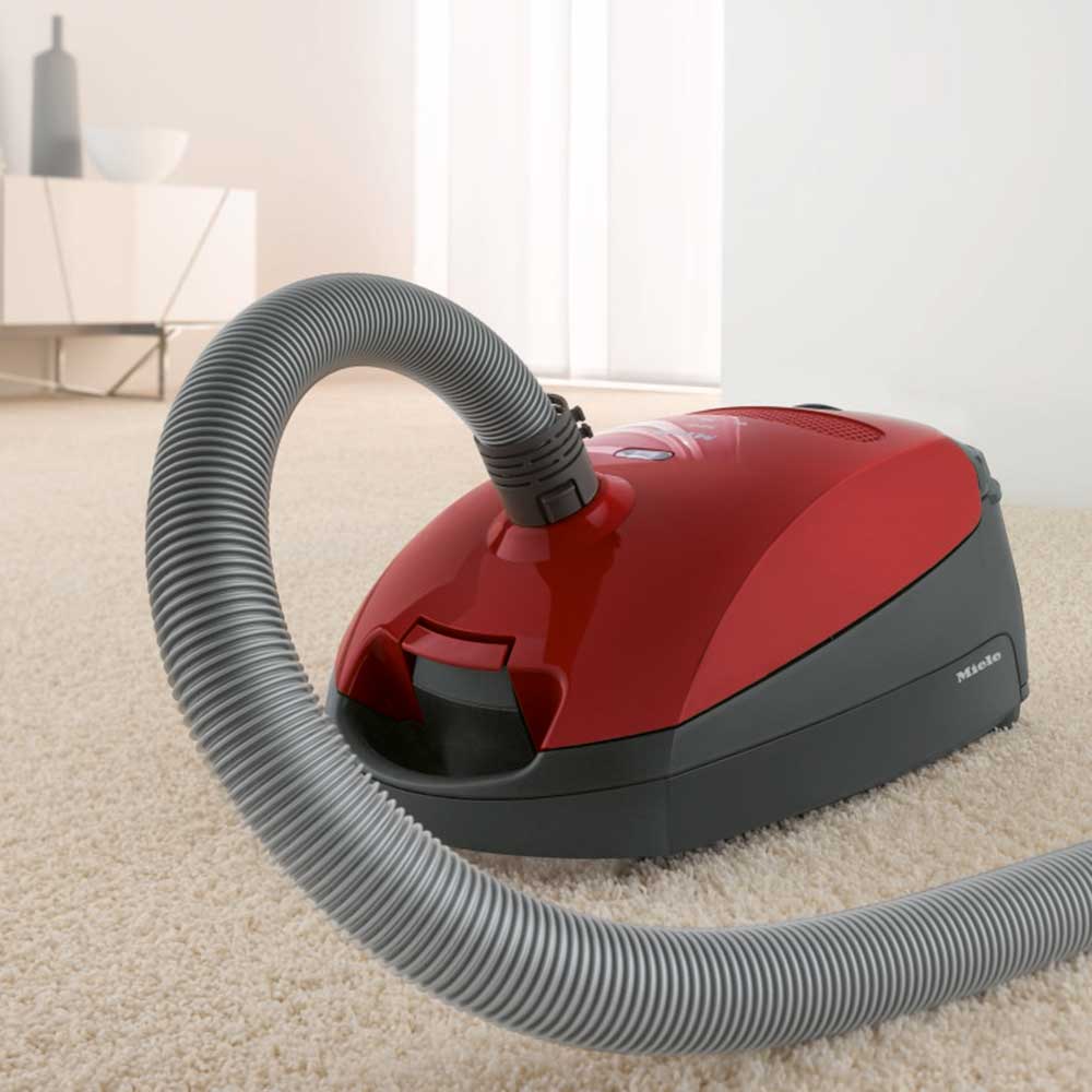Miele Classic C1 PowerLine 800W cylinder Vacuum Cleaner Gerald Giles